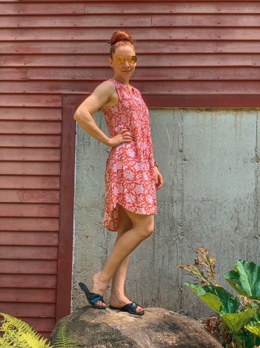 The Fashionable Housewife Shows Off Enjoiya Milan Sandals